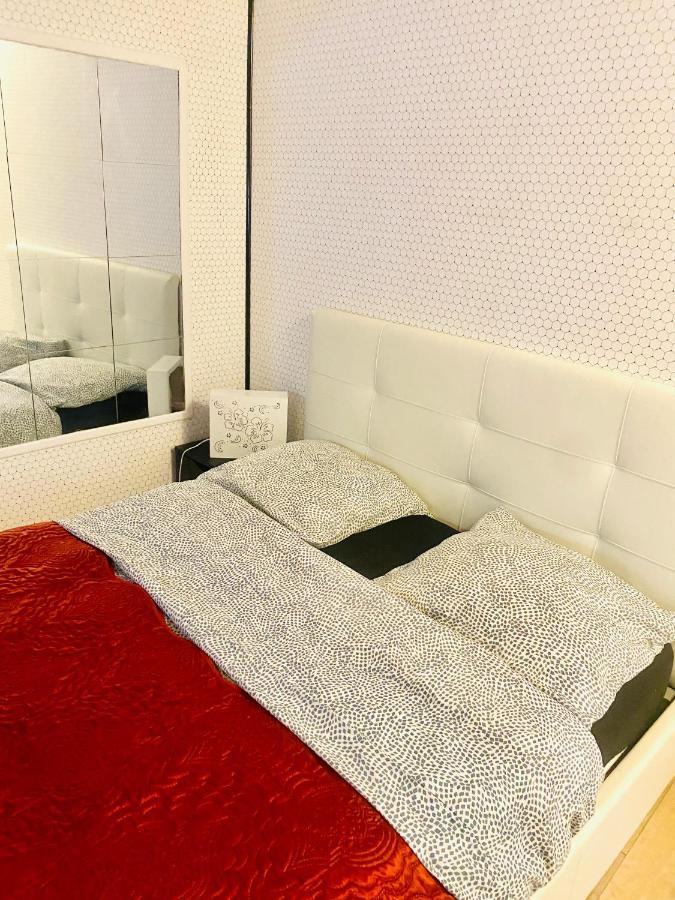 Au Pied De La Tour Eiffel Trocadero Apartment Париж Екстериор снимка